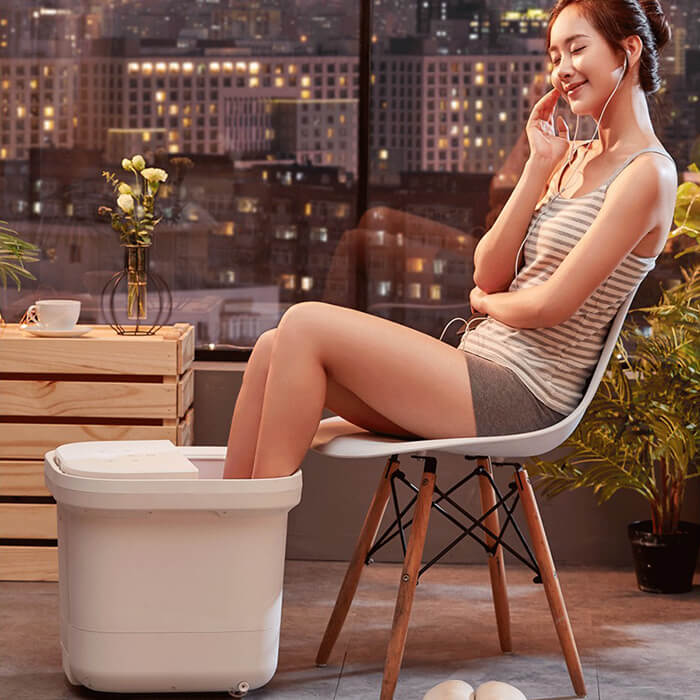 شستشو دهنده و ماساژور پا شیائومی Xiaomi HITH Smart Foot Bath Device ZMZ-Q1