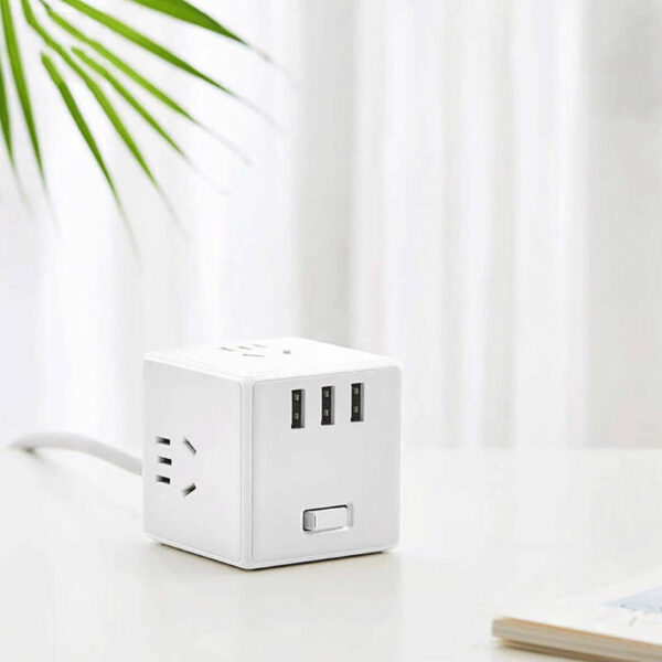 Xiaomi Mijia Cube Converter- xiaomi360 (1) آداپتور تبدیل برق شیائومی Mijia Rubik Cube
