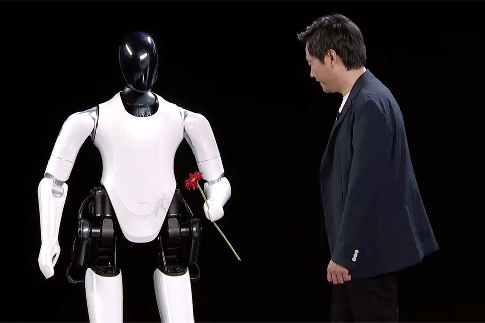 ربات انسان نمای شیائومی CyberOne