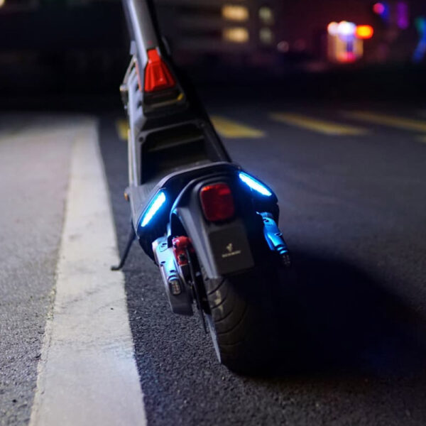 اسکوتر برقی شیائومی مدل Segway SuperScooter GT1