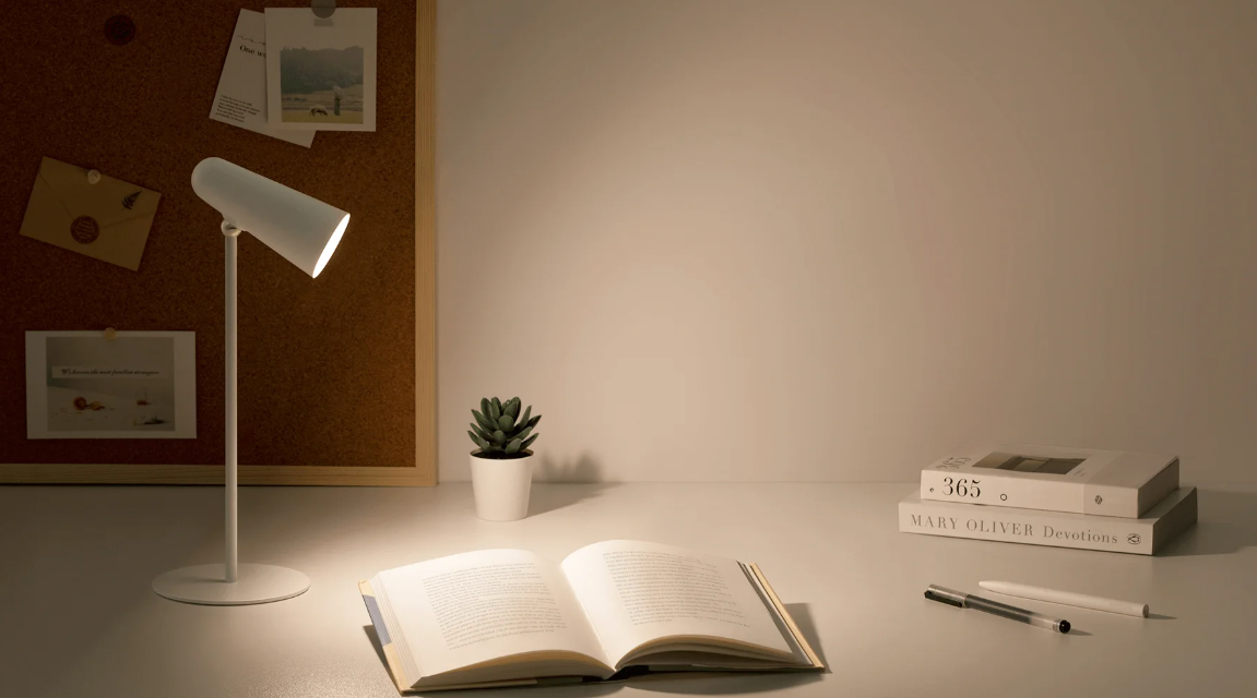 چراغ مطالعه شارژی شیائومی Xiaomi Flexible Rechargeable Lamp MJTD05YL