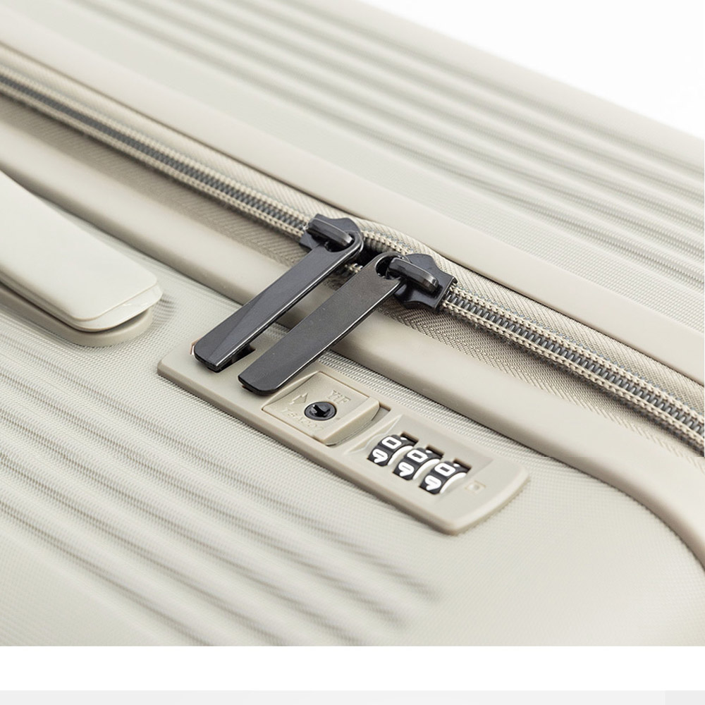 Untitled-7-Recovered معرفی چمدان Explorer Sports با ظرفیت بزرگ 20 اینچ