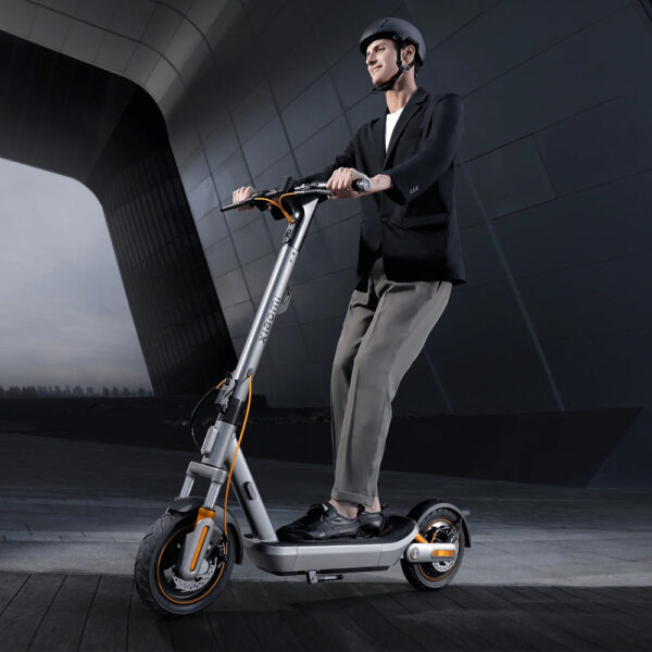 معرفی اسکوتر برقی شیائومی مدل Xiaomi Electric Scooter 6 Max